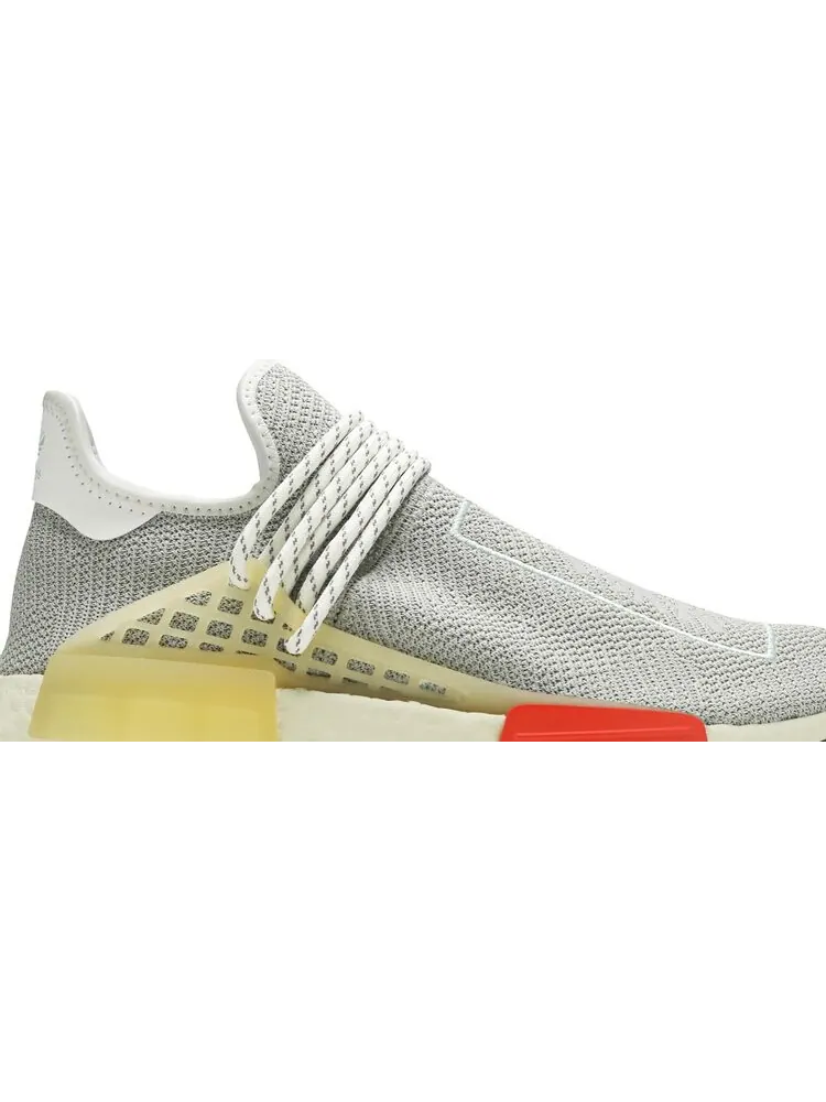 Кроссовки Adidas Pharrell x NMD Human Race 'Sesame' — изображение 2 из 8, загар