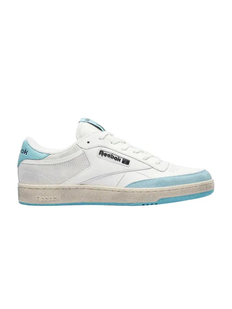Кроссовки Reebok Club C 'White Light Blue Distressed' — изображение 1 из 1, белый/светлый синий