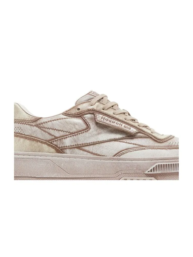Кроссовки Reebok Club C LTD 'Clay Wash' — изображение 3 из 9, светлый розовый