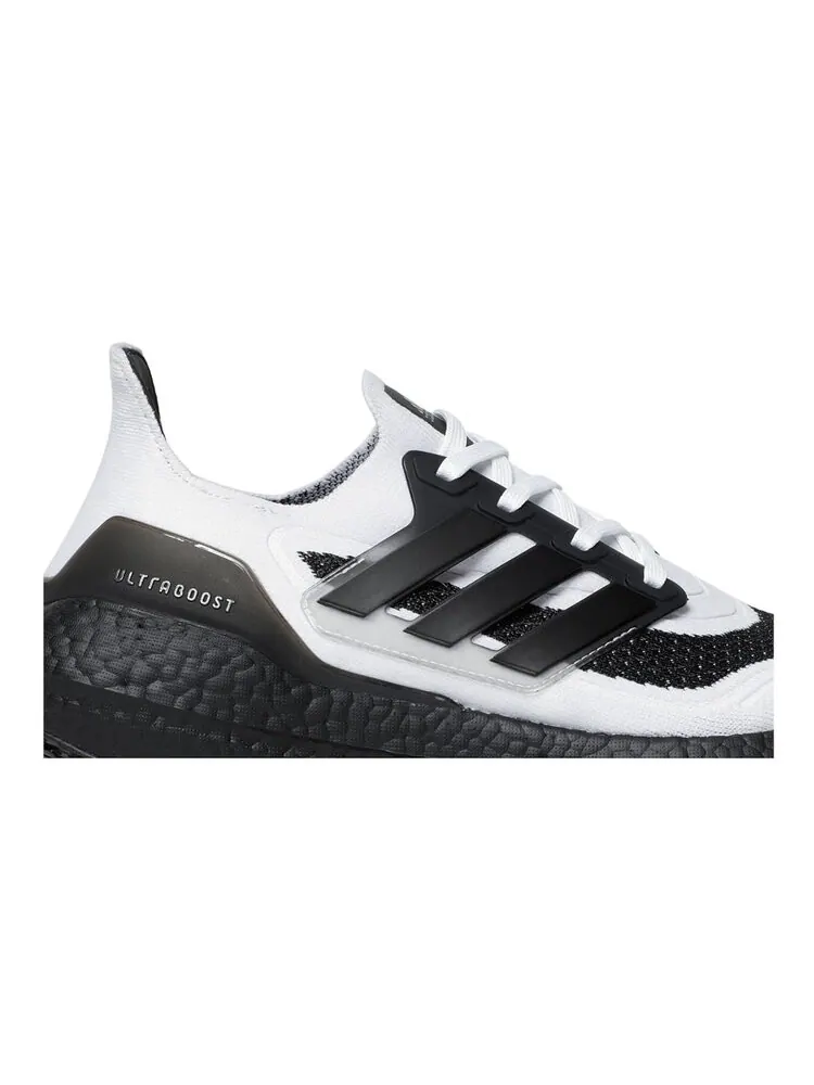 Кроссовки Adidas UltraBoost 21 — изображение 2 из 4, белый