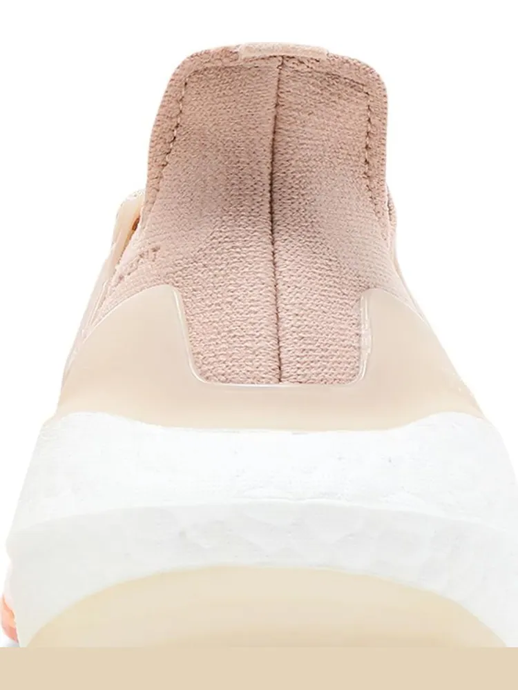 Кроссовки Adidas Wmns UltraBoost 21 'Halo Blush' — изображение 7 из 8, розовый