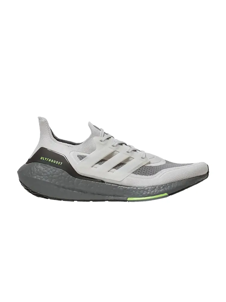 Кроссовки adidas UltraBoost 21 'Grey Volt' — изображение 1 из 9, серый