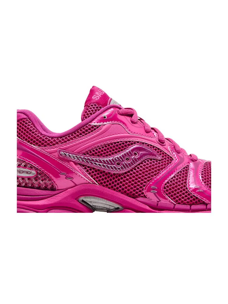 Кроссовки ProGrid Triumph 4 'Glossy Pink' — изображение 2 из 8, розовый