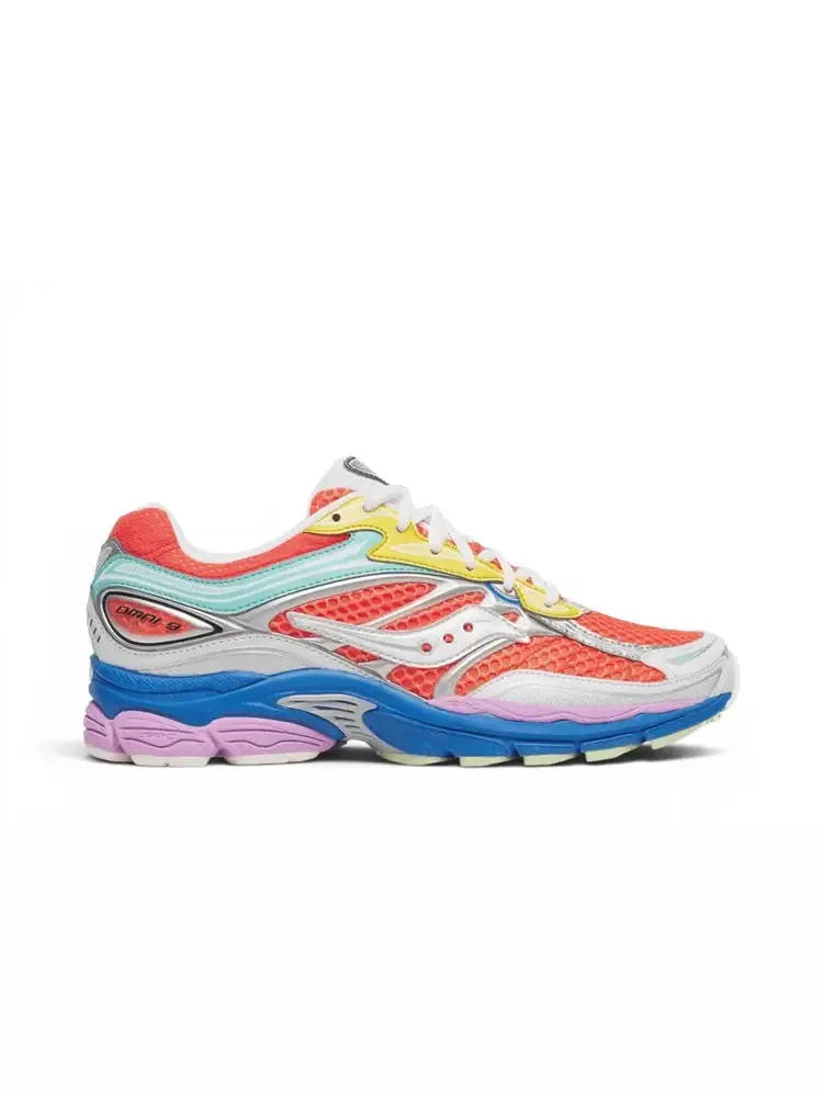 Кроссовки Saucony ProGrid Omni 9 — изображение 1 из 1, оранжевый мульти