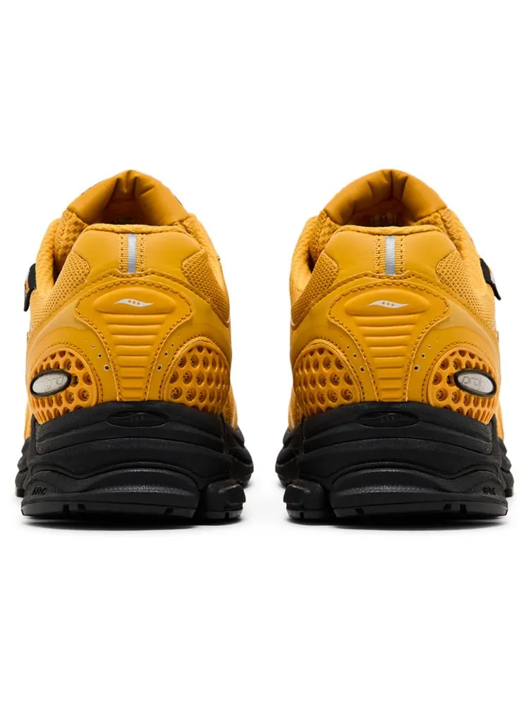 Кроссовки Saucony ProGrid Triumph 4 'Gorpcore - Mango' — изображение 6 из 8, желтый