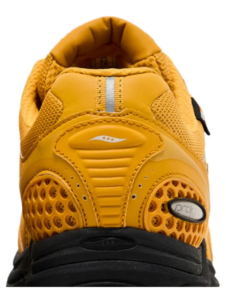 Кроссовки Saucony ProGrid Triumph 4 'Gorpcore - Mango' — изображение 7 из 8, желтый