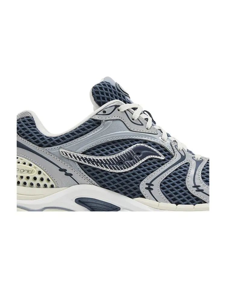 Кроссовки Saucony Progrid Triumph 4 Fabricated Future Pack - Dusk Silver — изображение 2 из 6, синий