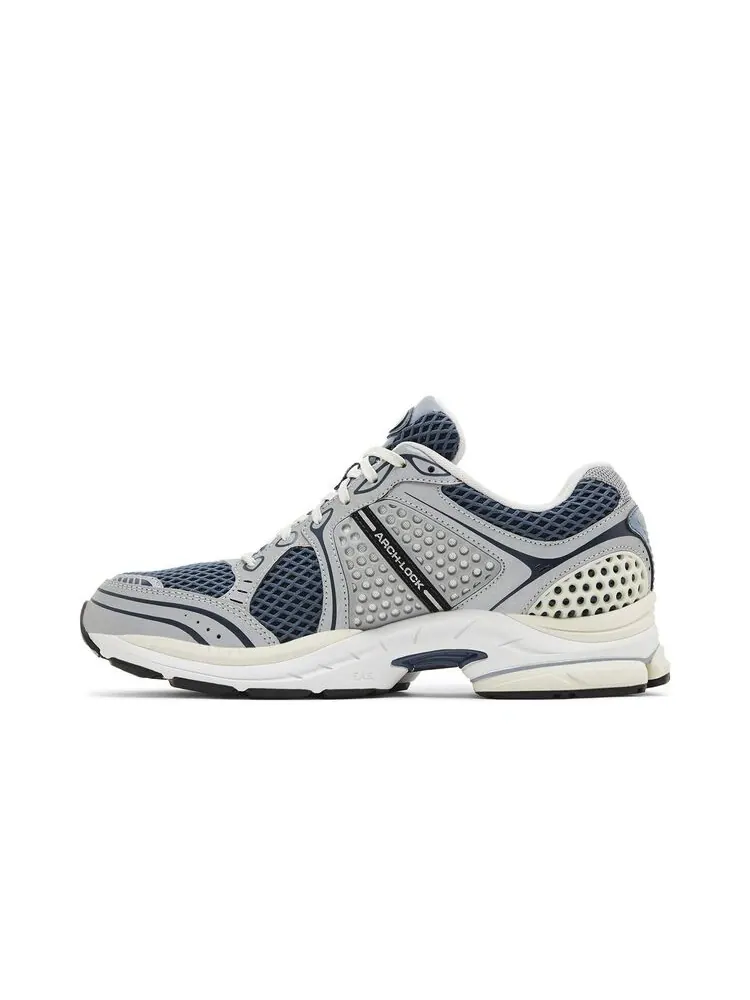 Кроссовки Saucony Progrid Triumph 4 Fabricated Future Pack - Dusk Silver — изображение 3 из 6, синий