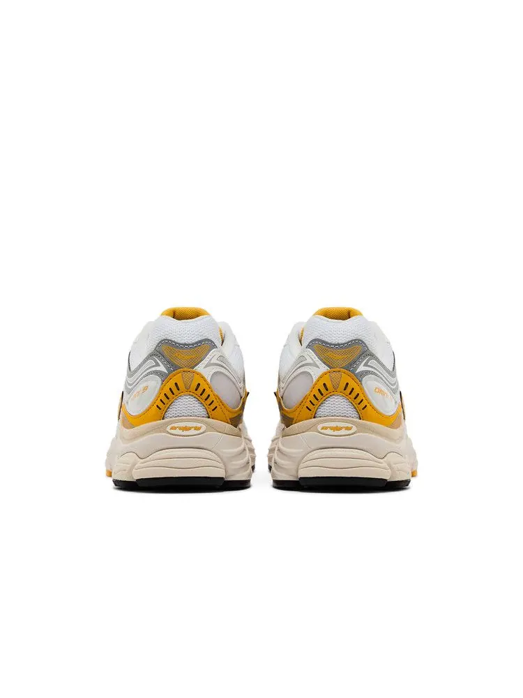 Кроссовки Saucony ProGrid Omni 9, Tomorrow, Meet Yesterday Pack - Pollen — изображение 6 из 8, белый