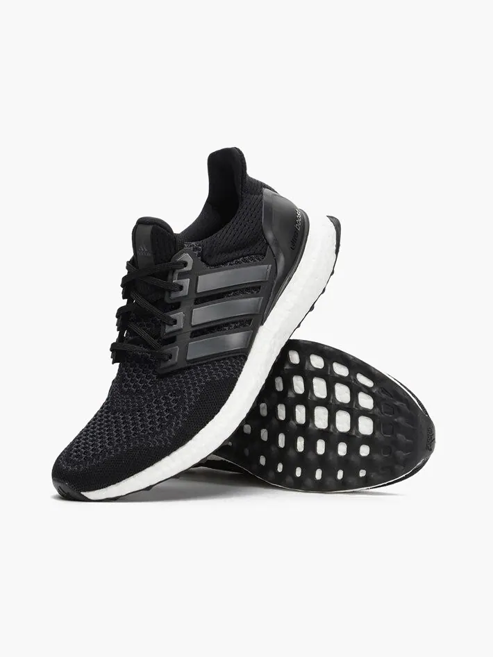 Кроссовки Adidas Wmns UltraBoost 1.0 'Core Black' — изображение 2 из 4, черный