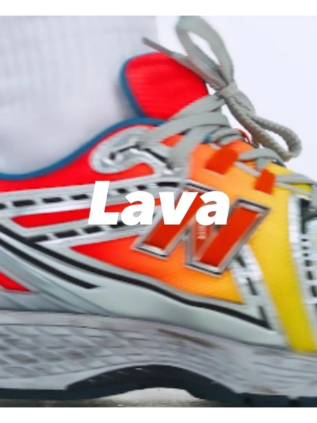 Кроссовки New Balance 1906R x Salehe Bembury 'Heat Be Hot - Lava' — изображение 10 из 12, желтый/красный