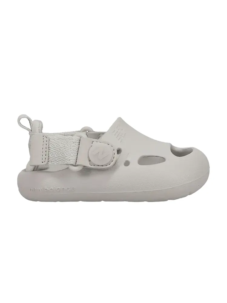 Сандалии New Balance K8811 Sandal Big Kid 'Grey Matter' — изображение 1 из 1, серый