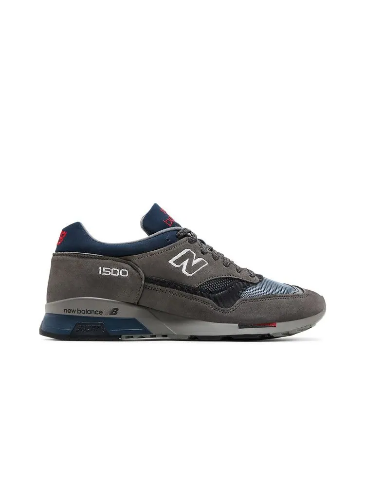 Кроссовки New Balance 1500 Made in England 'Granite Carbon Fiber' — изображение 2 из 9, серый