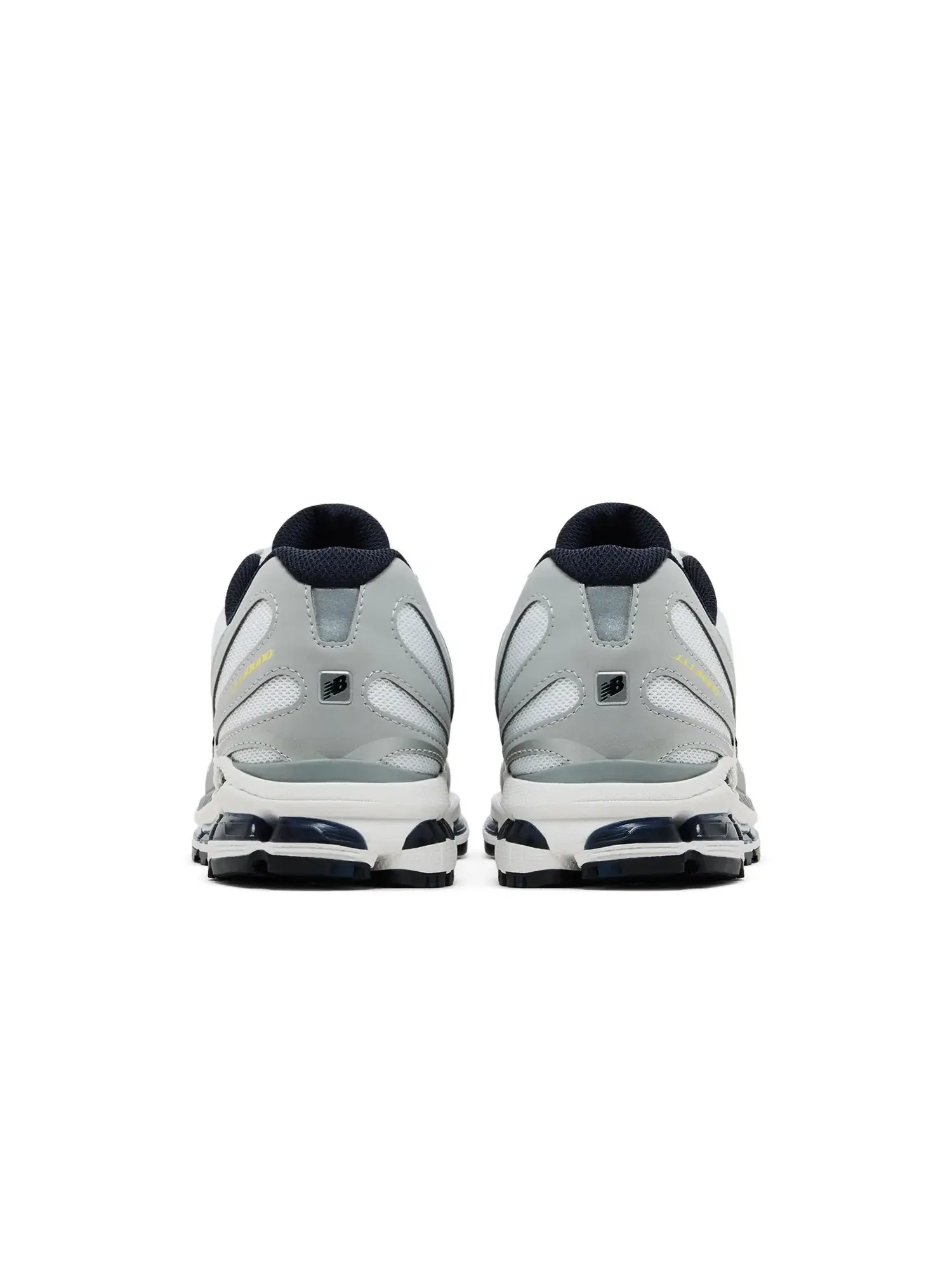 Кроссовки JJJJound x New Balance 1890 — изображение 6 из 8, серебристый/белый
