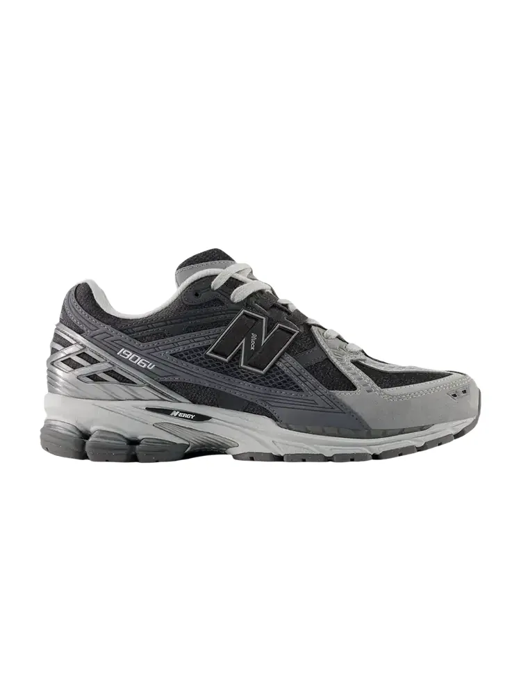 Кроссовки New Balance 1906R — изображение 1 из 1, черный серый