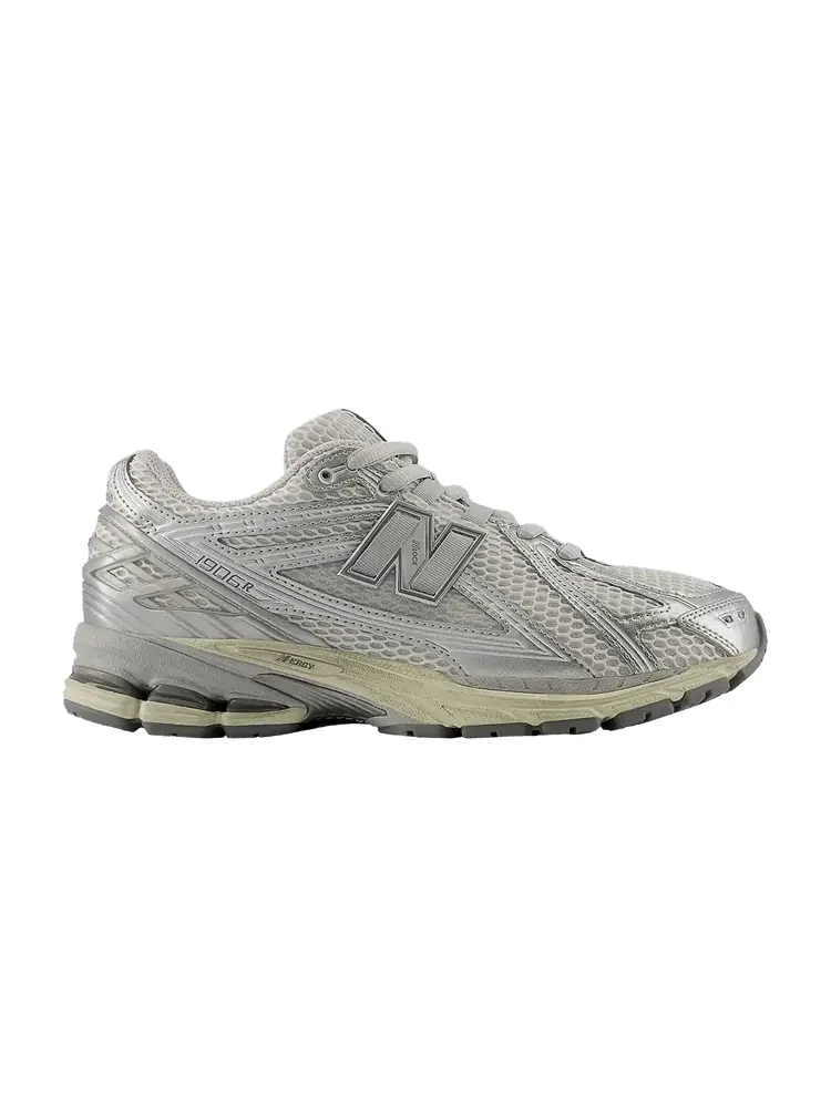 Кроссовки New Balance 1906R 'White Silver Distressed' — изображение 1 из 1, белый/серебристый