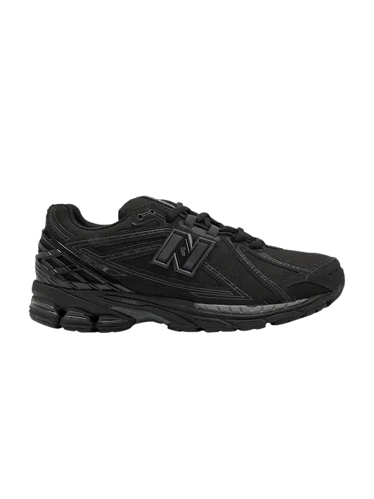 Кроссовки New Balance 1906R 'Triple Black' — изображение 1 из 1, черный/черный/черный