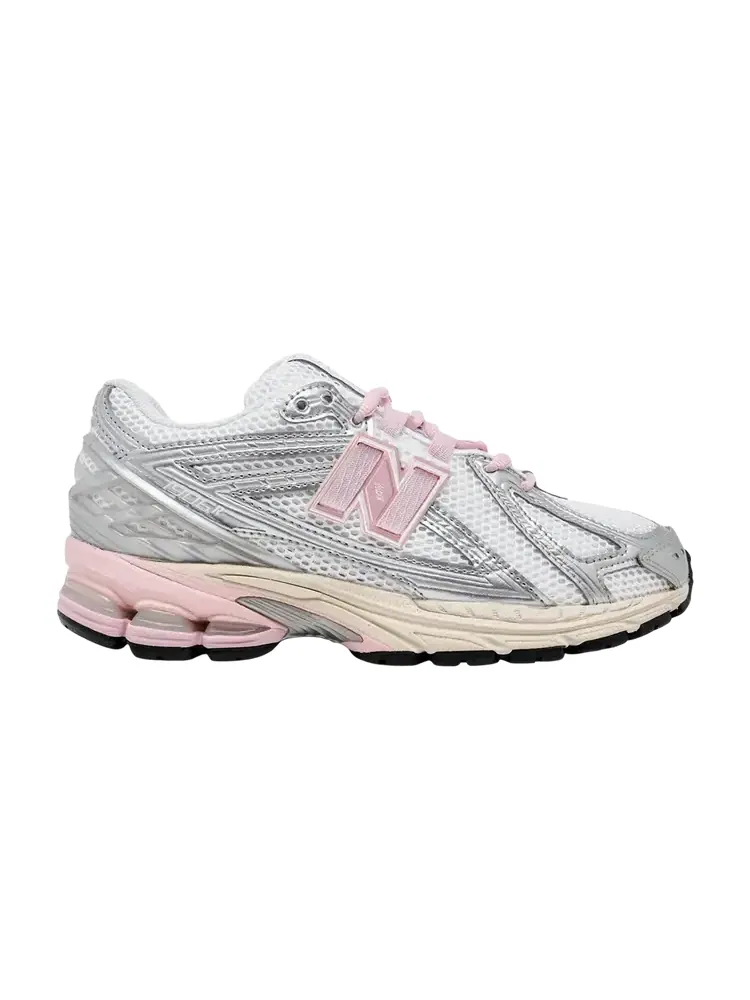 Кроссовки New Balance 1906R 'White Silver Pink' — изображение 1 из 1, белый