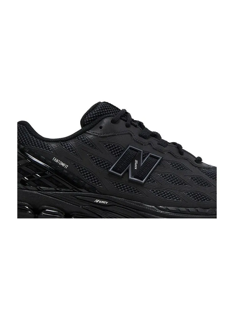 Кроссовки New Balance 1906W 'Triple Black' — изображение 3 из 9