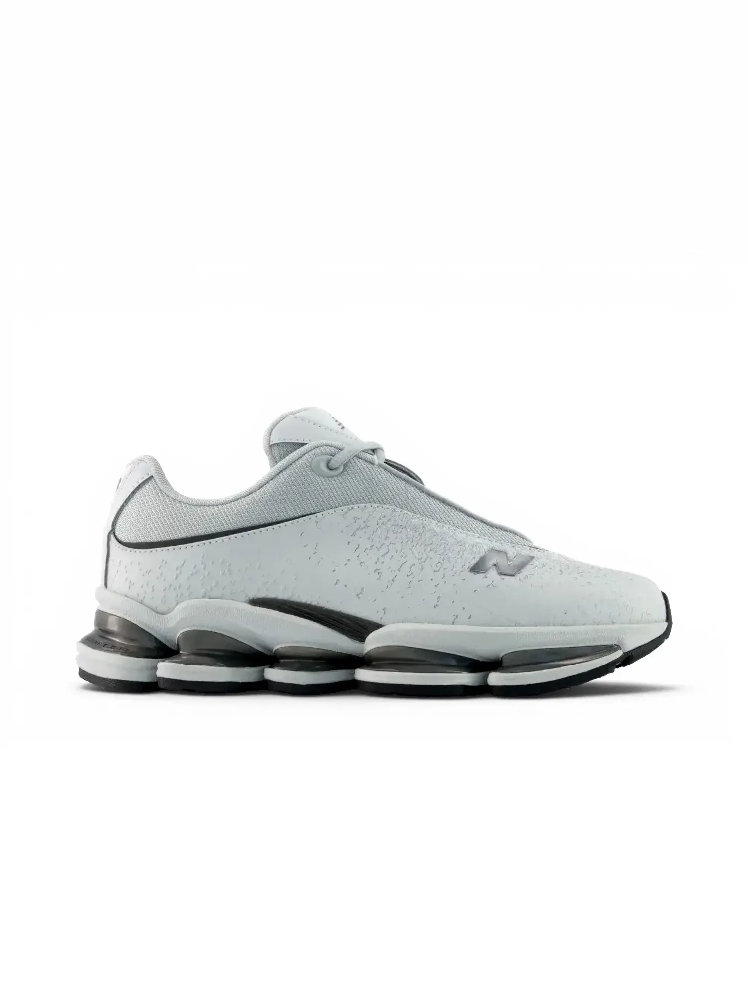 Кроссовки New Balance 2000 — изображение 1 из 1, серый/черный