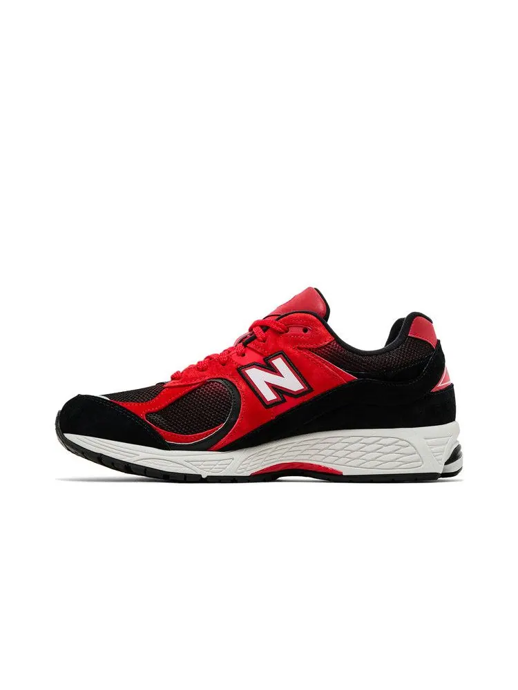 Кроссовки New Balance 2002R 'True Red Black' — изображение 4 из 9, красный/черный
