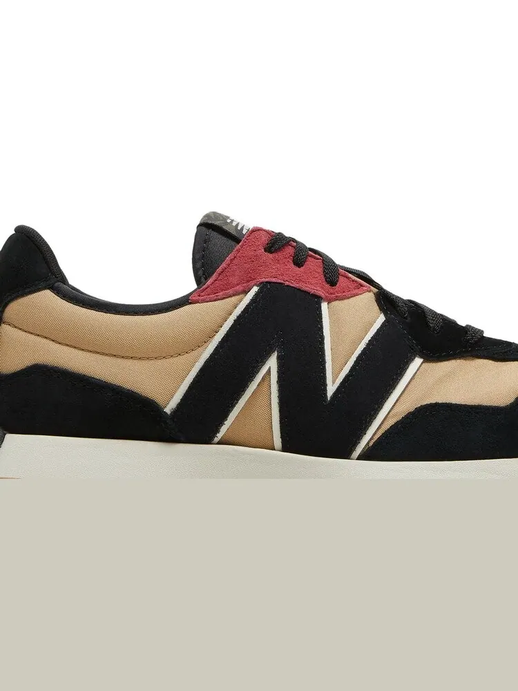 Кроссовки New Balance 327 'Chinese New Year - Black Workwear' — изображение 2 из 8, коричневый