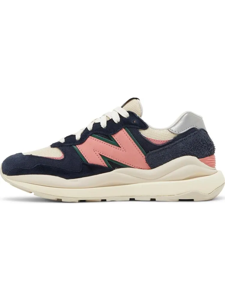 Кроссовки New Balance 57/40 'Lunar New Year - Eclipse' — изображение 3 из 8, синий