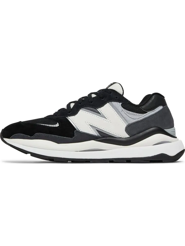 Кроссовки New Balance FIGS x 57/40 'Black White' — изображение 3 из 8, черный
