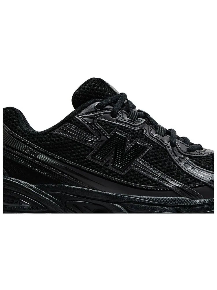 Кроссовки New Balance 740v2 'Black Cement' — изображение 2 из 8, черный