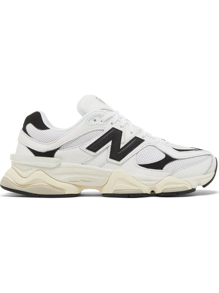 Кроссовки New Balance 9060 White/Black — изображение 1 из 4, белый