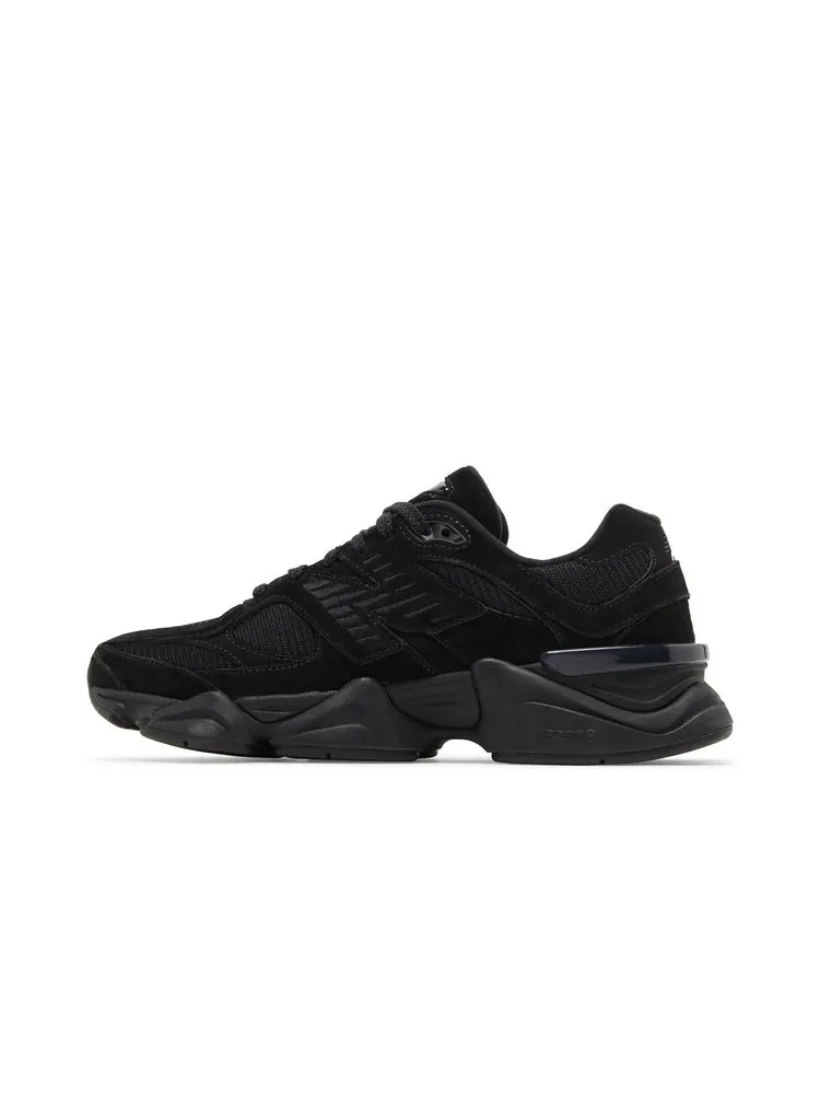 Кроссовки New Balance 9060 'Triple Black Suede', премиальная замша — изображение 3 из 8, черный
