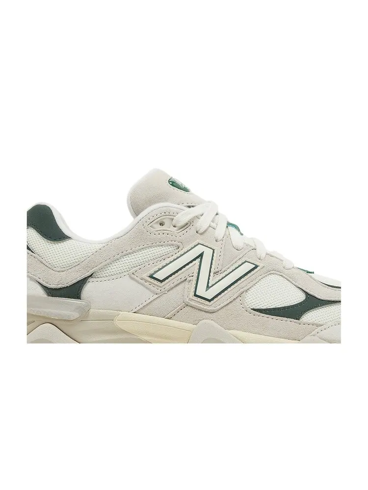 Кроссовки New Balance 9060 — изображение 2 из 4, бежевый