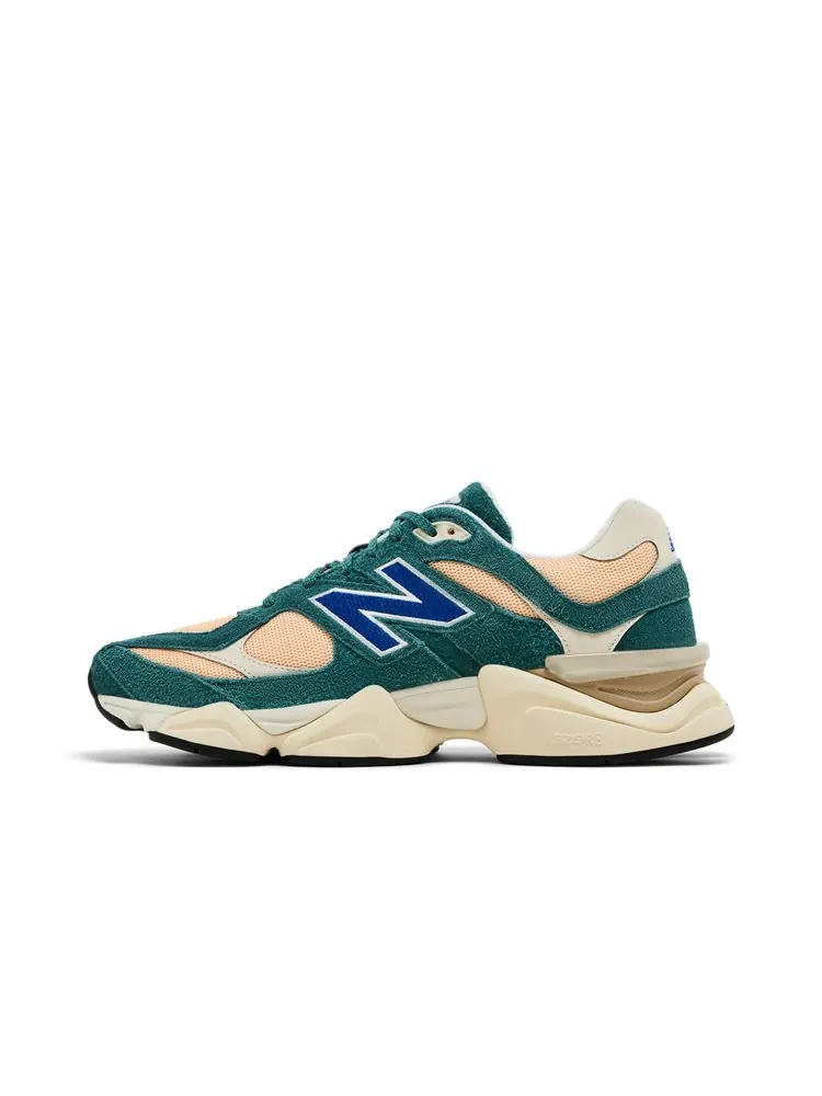 Кроссовки New Balance 9060 New Spruce / Peach Blossom — изображение 3 из 8, белый
