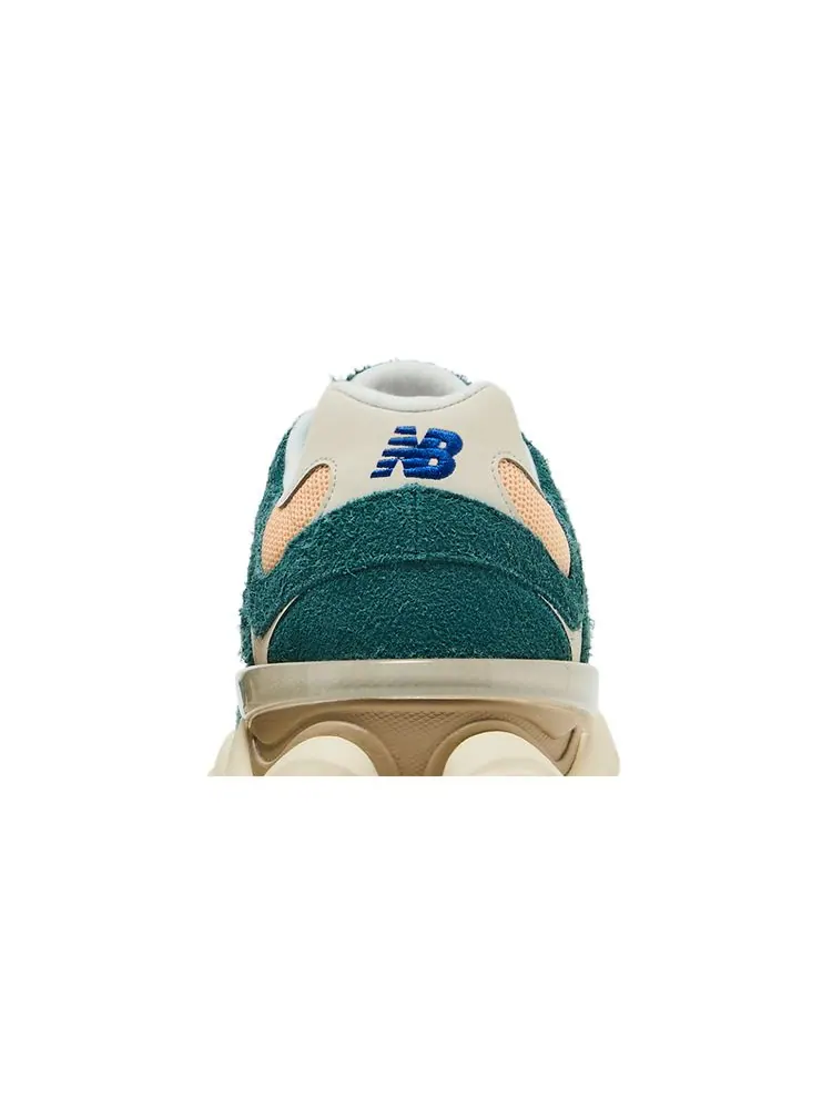 Кроссовки New Balance 9060 New Spruce / Peach Blossom — изображение 7 из 8, белый