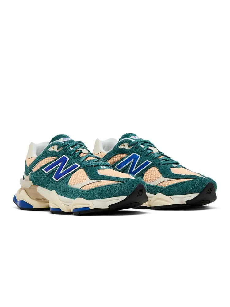 Кроссовки New Balance 9060 New Spruce / Peach Blossom — изображение 8 из 8, белый