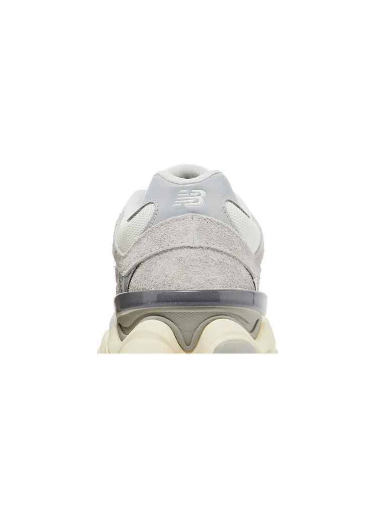 Кроссовки New Balance 9060 'Light Grey White' — изображение 8 из 9, серый