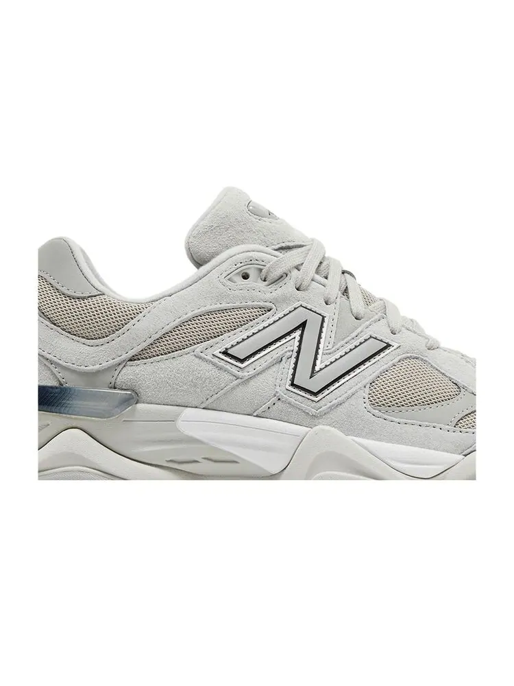 Кроссовки New Balance 9060 Silver Metallic Grey — изображение 2 из 6