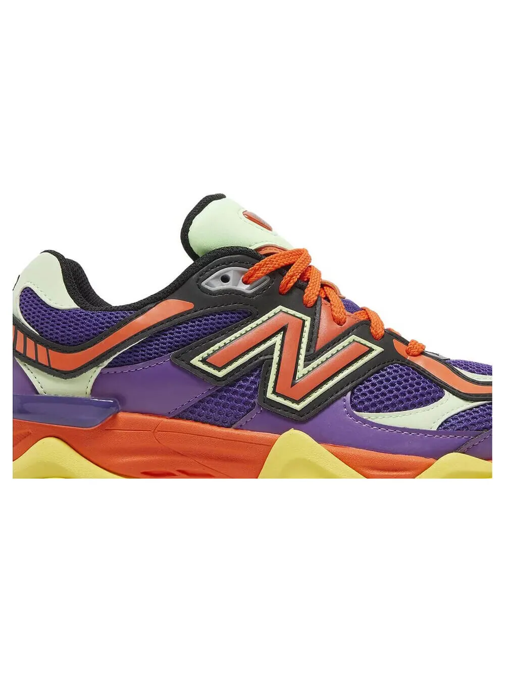 Кроссовки New Balance 9060 Prism Purple Vibrant Spring — изображение 5 из 8