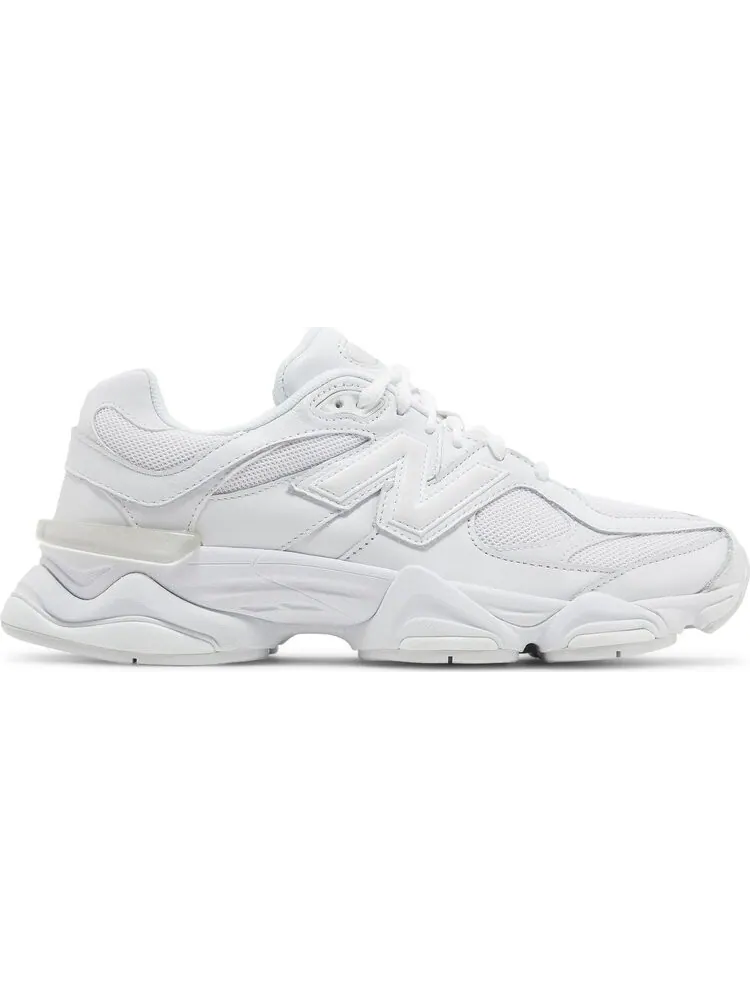 Кроссовки 9060 'Triple White' — изображение 1 из 4, белый