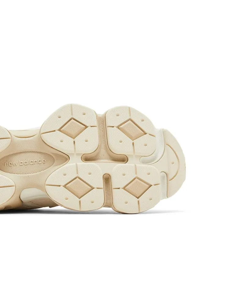 Кроссовки New Balance 9060 'Beige White' — изображение 6 из 9, бежевый/белый