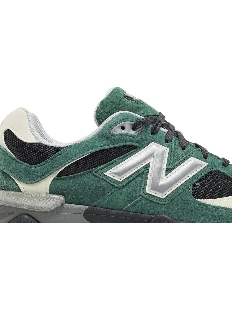 Кроссовки New Balance 9060 — изображение 2 из 4, зеленый