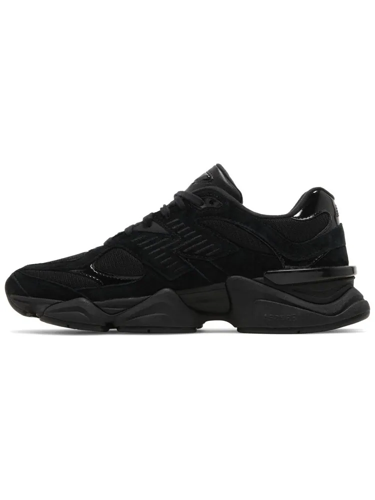 Кроссовки New Balance 9060 'Triple Black Suede Patent' — изображение 3 из 8, черный