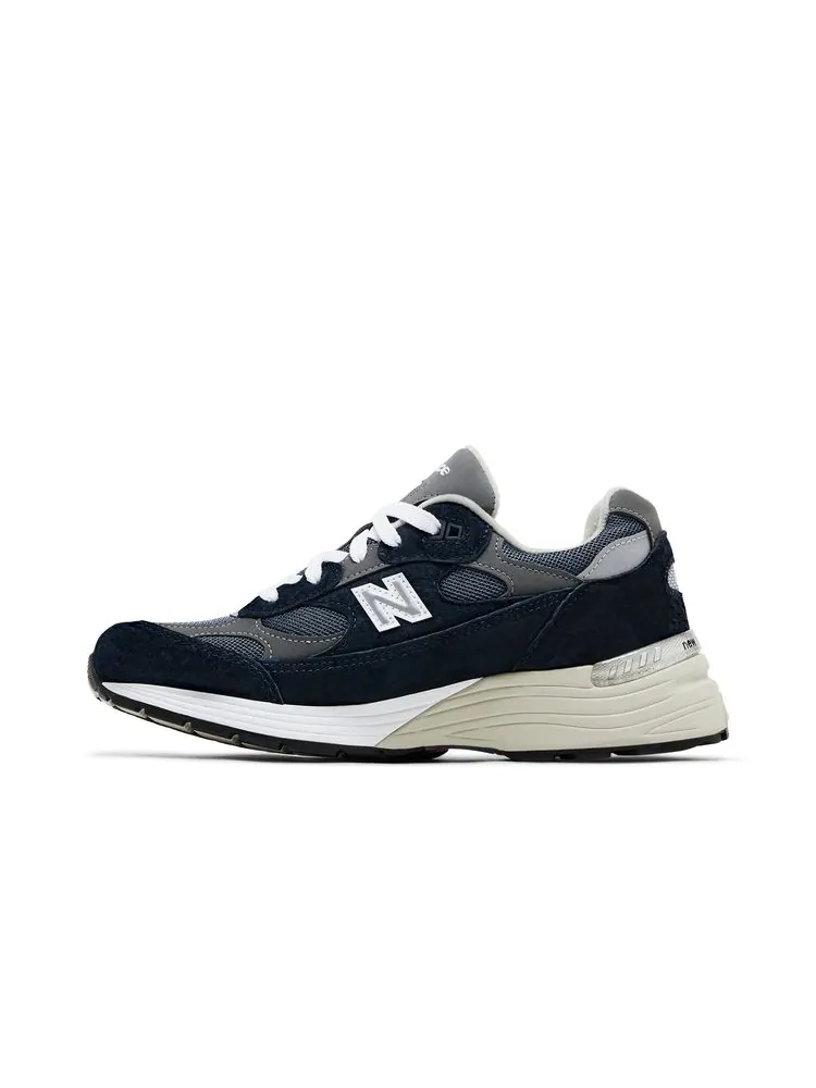 Кроссовки 992 Made in USA 'Navy' — изображение 3 из 9, темно-синий