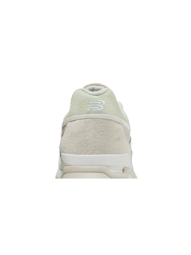 Кроссовки Ronnie Fieg x 997.5 Made in USA 'Easter Pack - Ice Blue Peach' — изображение 7 из 8, синий