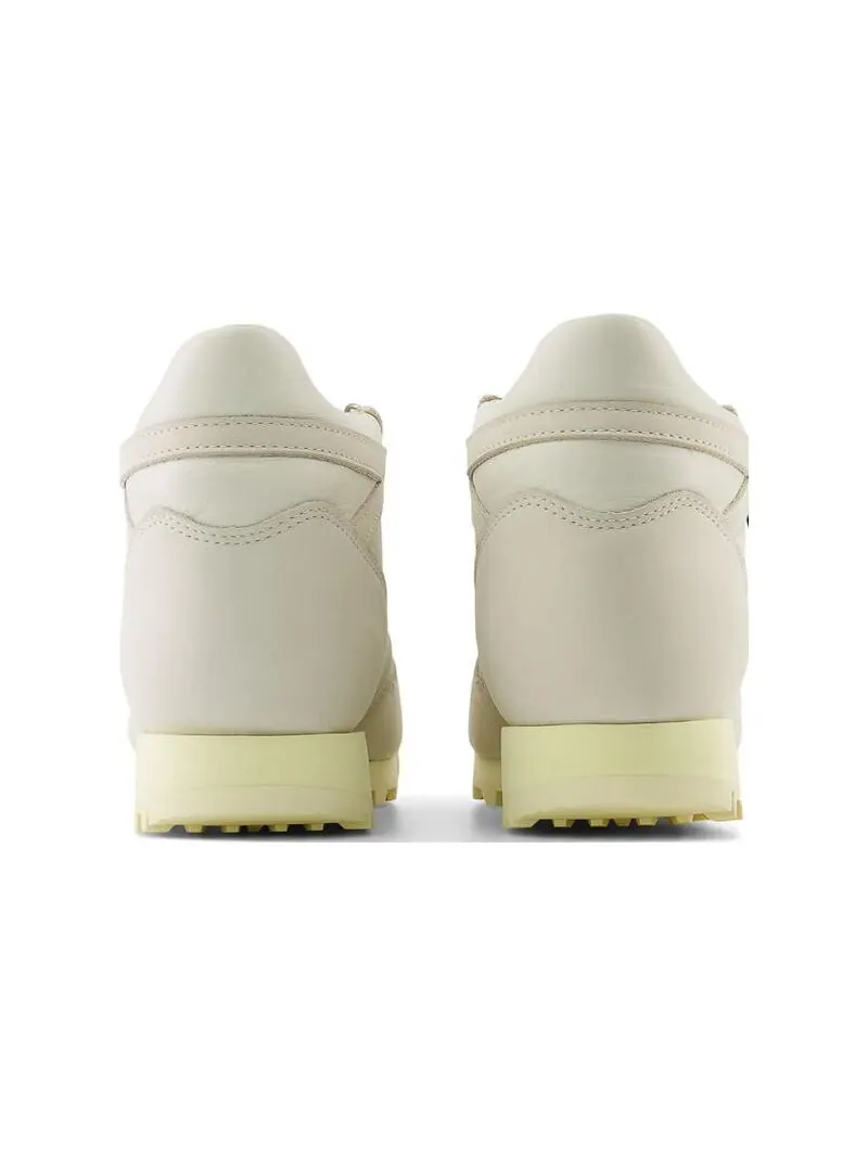 Кроссовки New Balance Rainier — изображение 5 из 6, кремовый