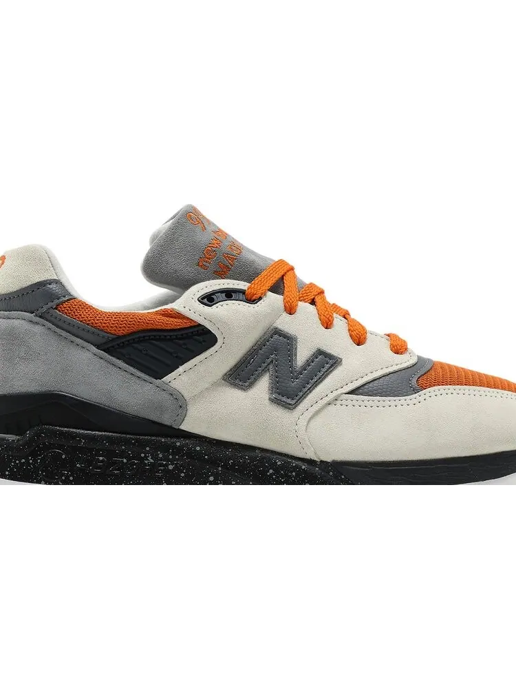 Кроссовки New Balance 998 Made in USA 'MADE Responsibly' — изображение 2 из 8, черный