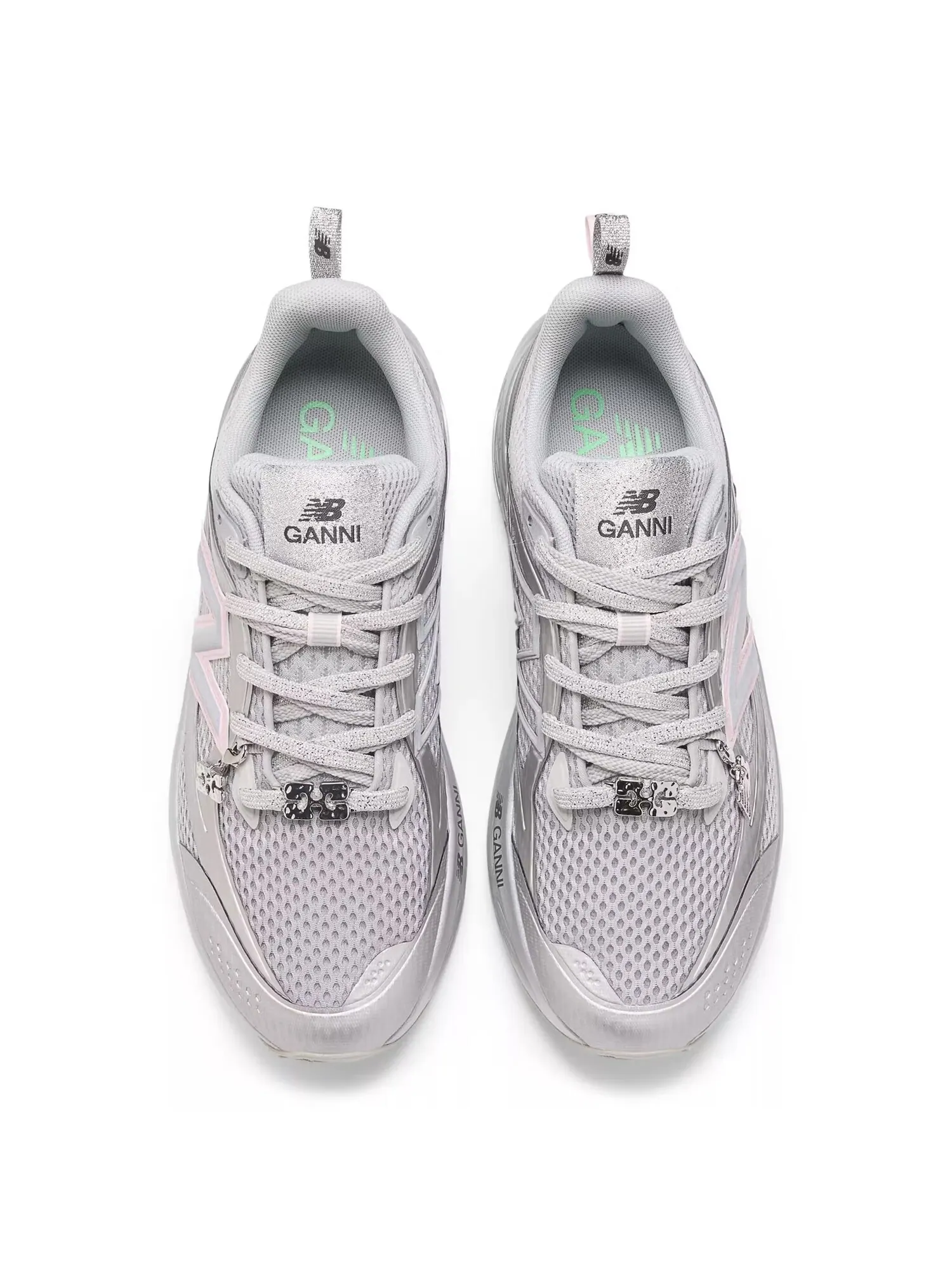 Кроссовки GANNI x New Balance Fresh Foam Trainer — изображение 3 из 6, серебряный/розовый
