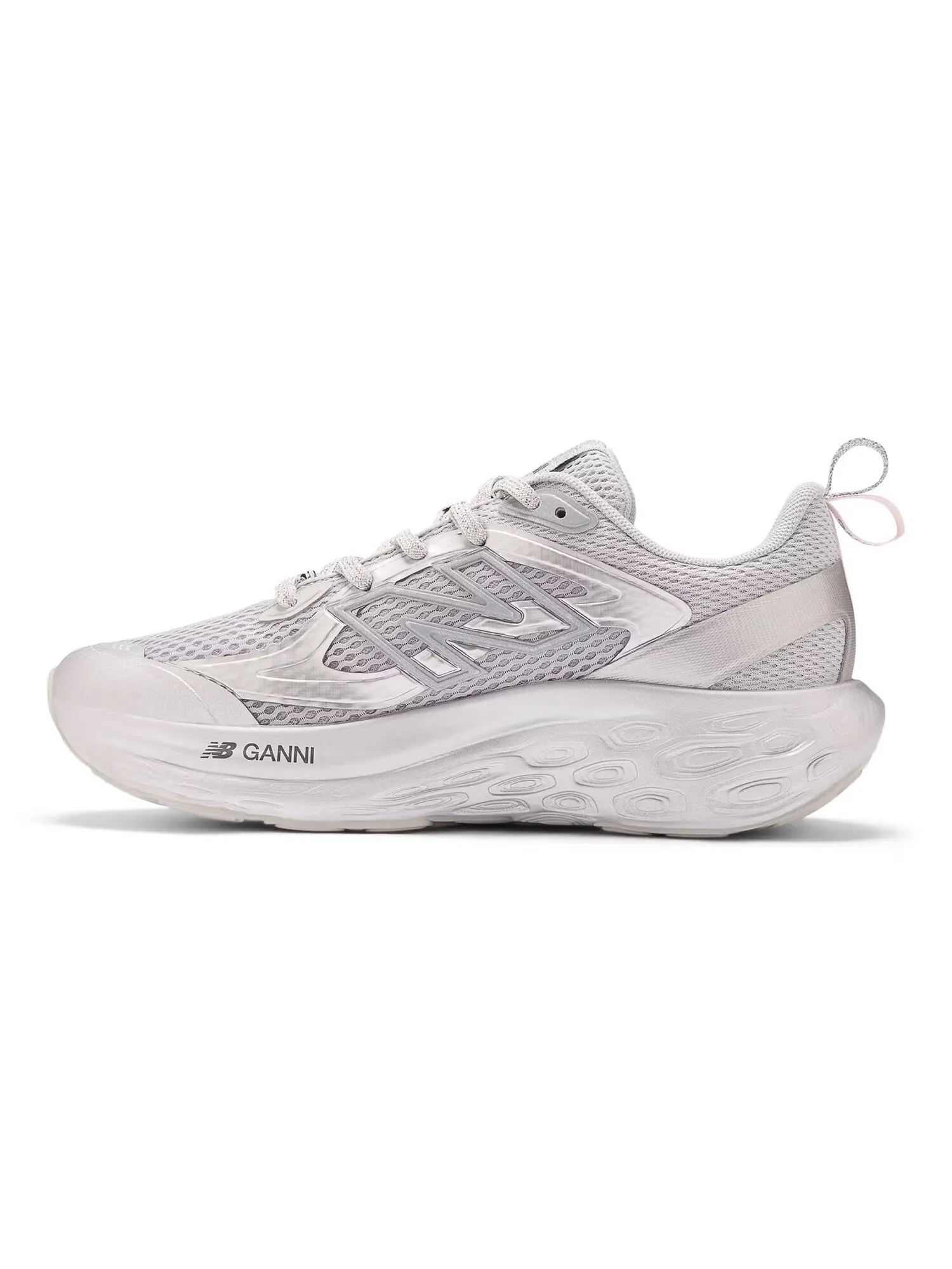 Кроссовки GANNI x New Balance Fresh Foam Trainer — изображение 6 из 6, серебряный/розовый