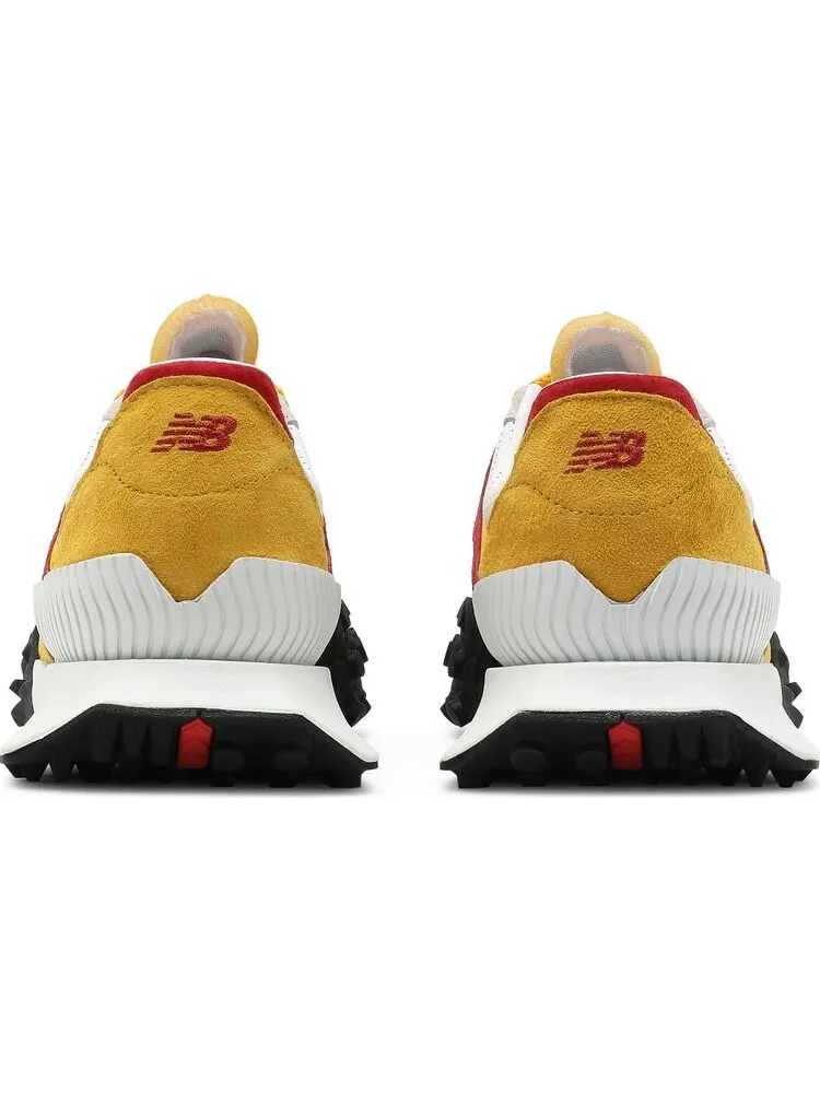 Кроссовки New Balance Casablanca x XC-72 'Red Gold' — изображение 6 из 8, желтый