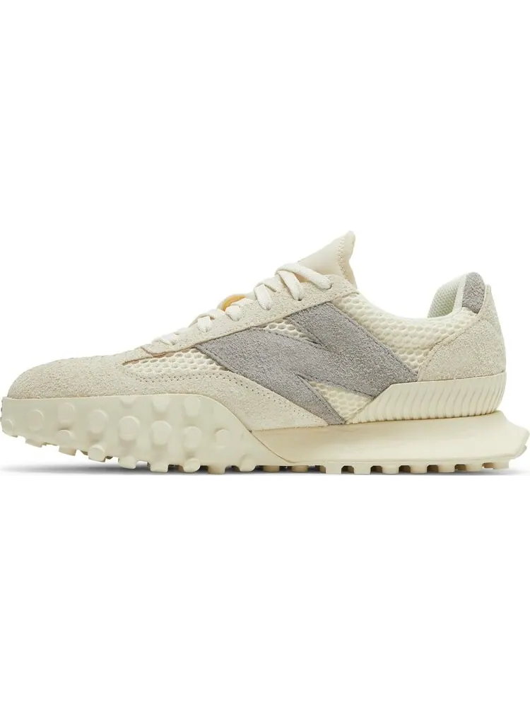 Кроссовки New Balance END. x XC-72 'Art Of Nothing - Natural' — изображение 3 из 8, бежевый